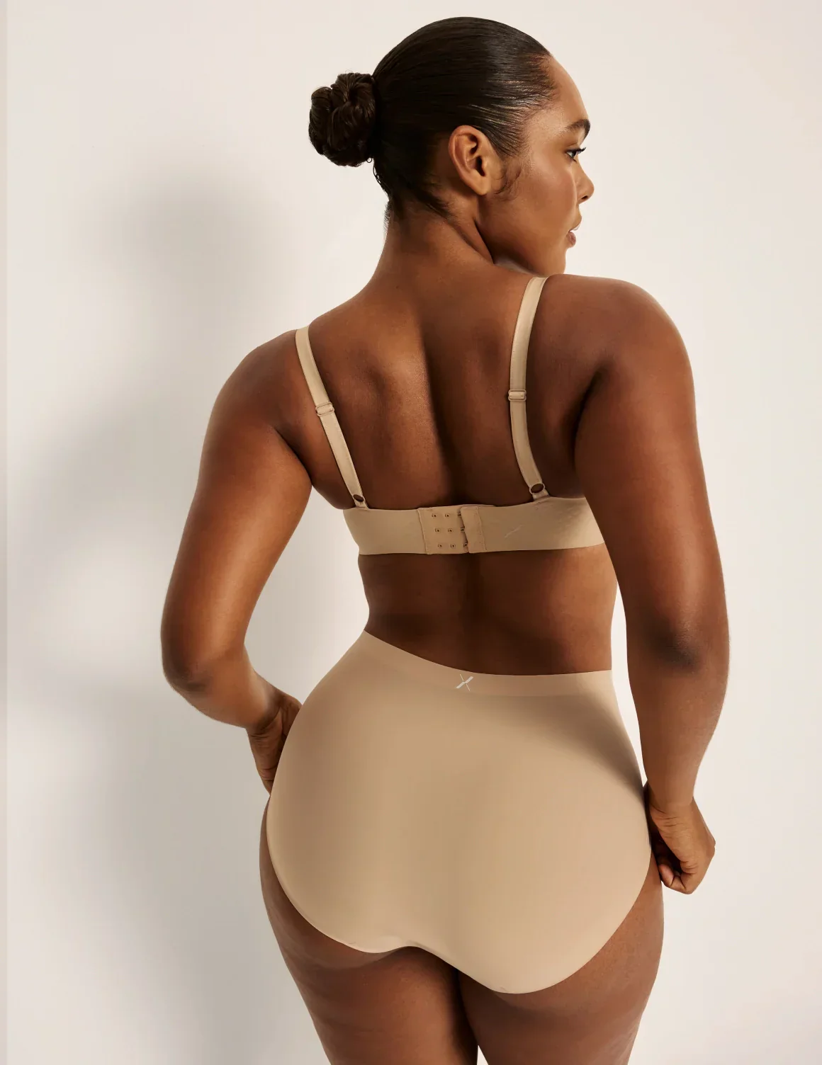 WingWoman Contour Bra - Image 23